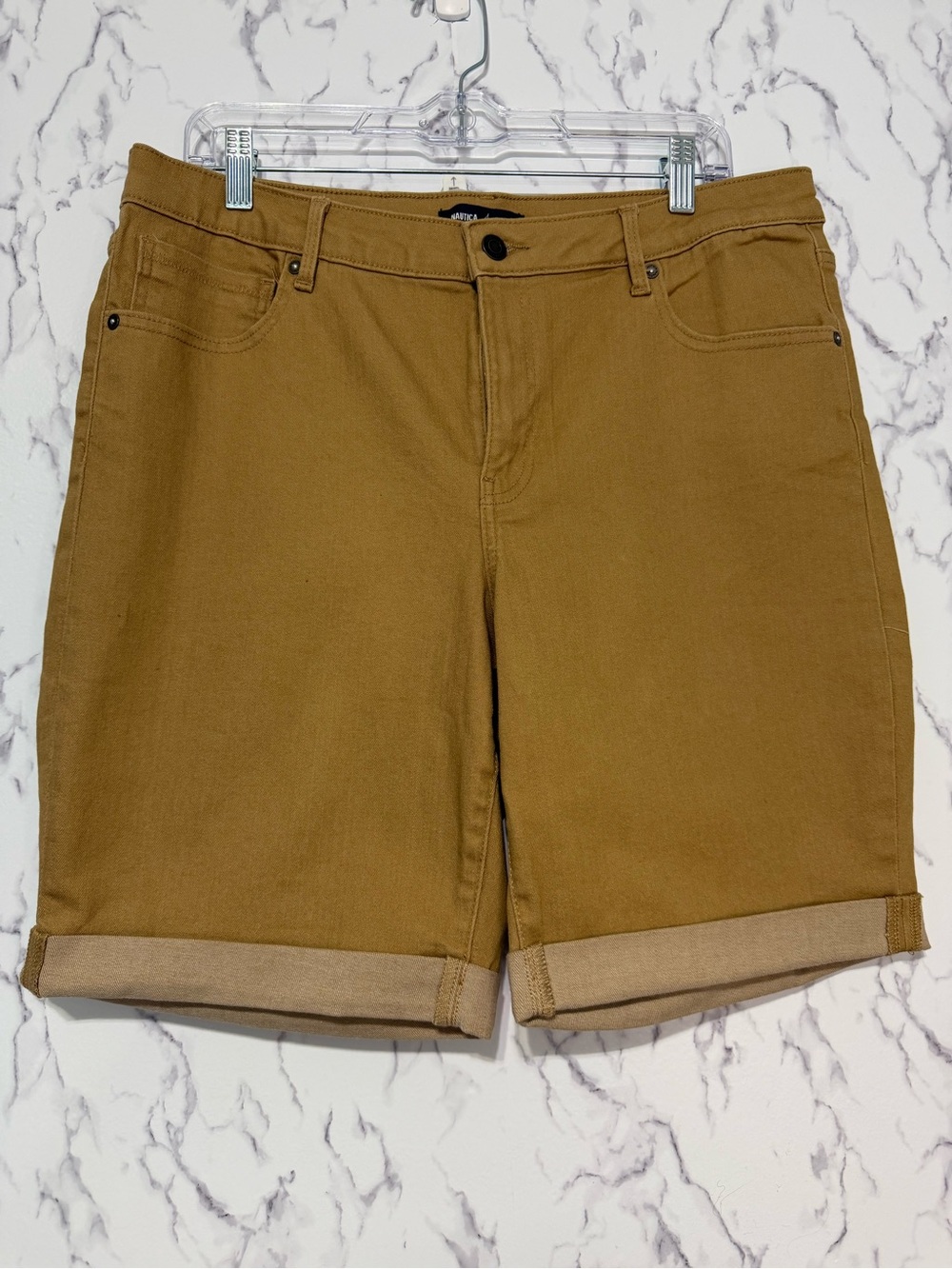 NWT Nautica Khaki Rolled Cuff Bermuda Shorts Women’s Size 14